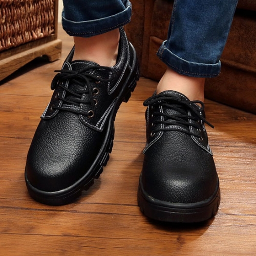 Giày bảo hộ lao động mũi sắt cao cấp Việt Nam